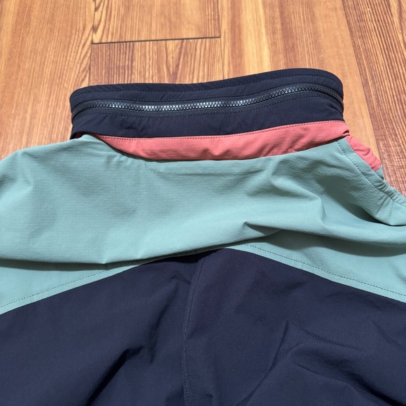 NWT Fabletics Khloe Edit Heights Cargo Jacket - Picture 5 of 8